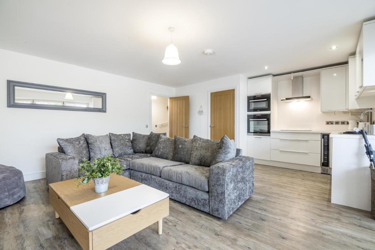 Milford Street - 5 Bedroom Luxurious Holiday Home - 桑德斯富特 外观 照片