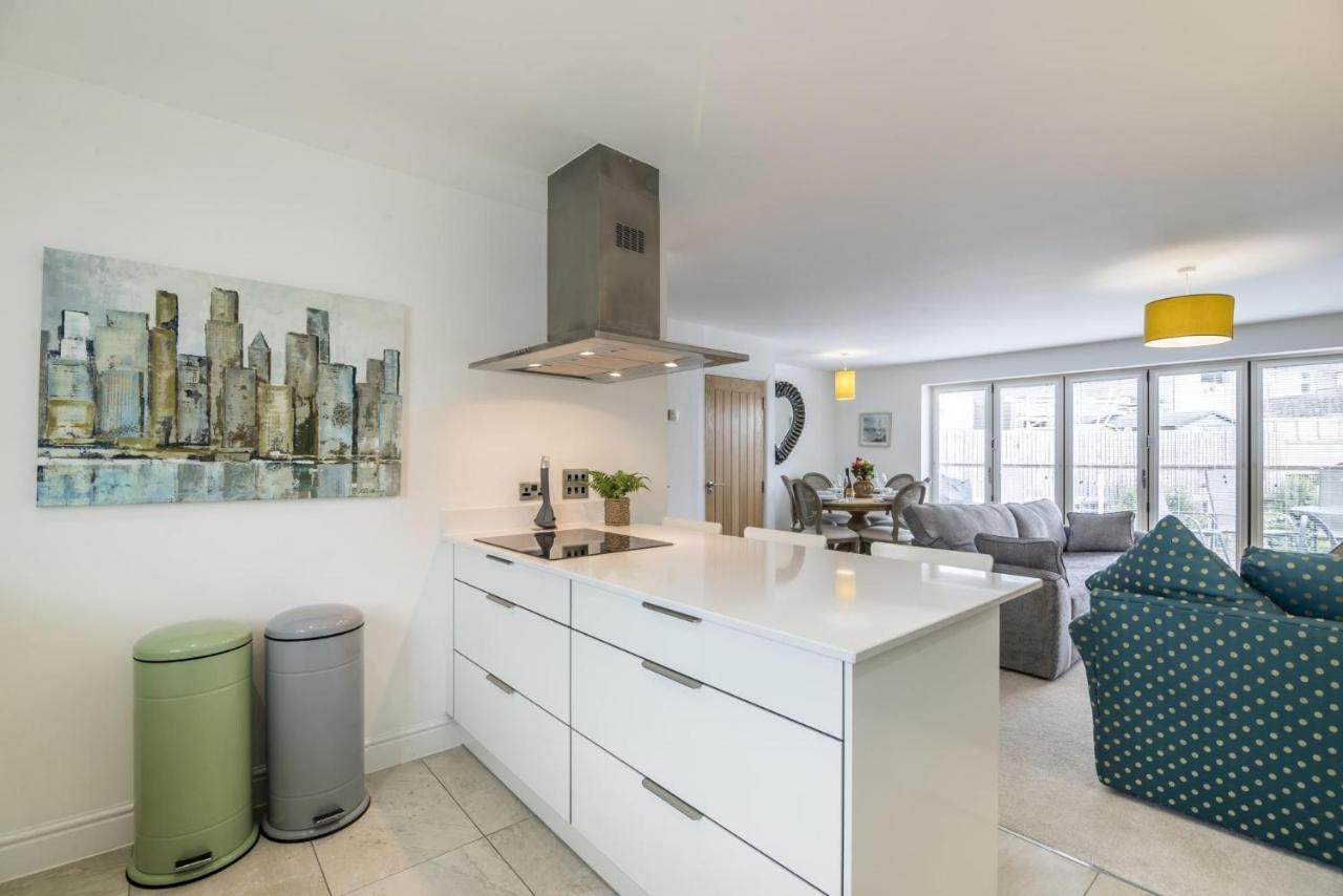 Milford Street - 5 Bedroom Luxurious Holiday Home - 桑德斯富特 外观 照片