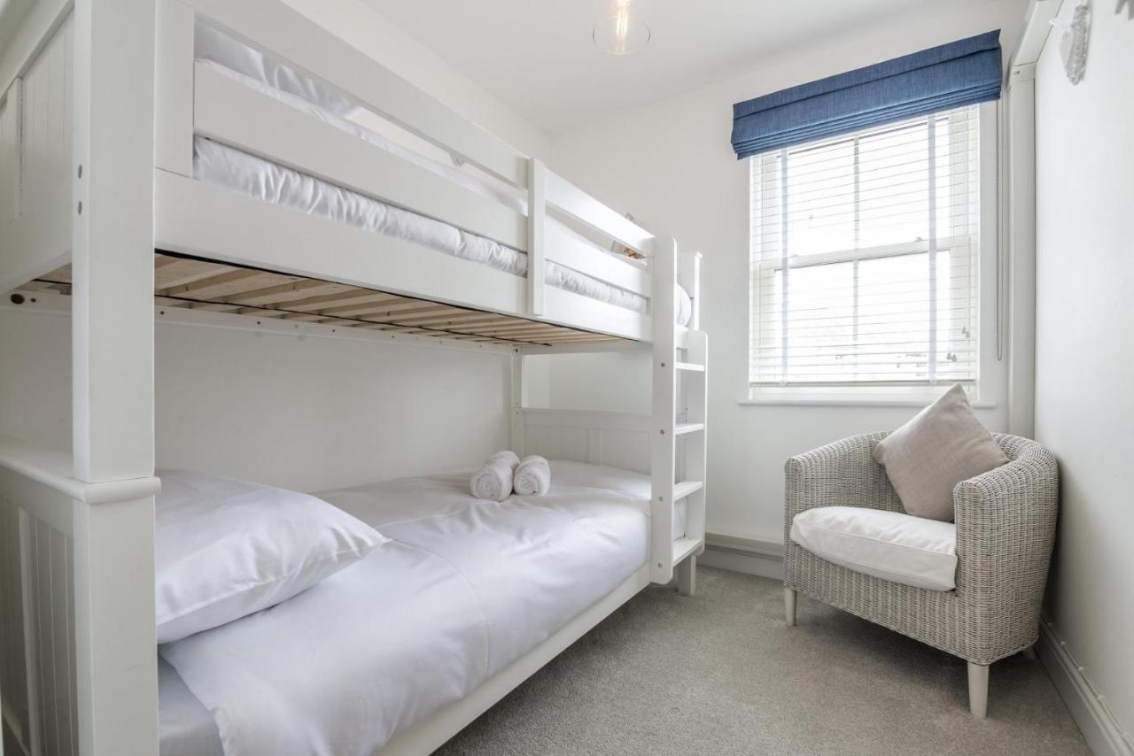 Milford Street - 5 Bedroom Luxurious Holiday Home - 桑德斯富特 外观 照片